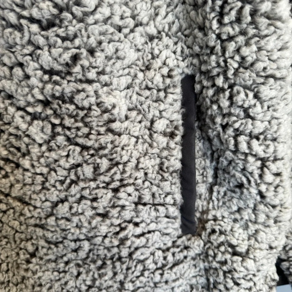 Thread & Supply Women  Teddy Fleece Sherpa Coat Long Sleeve Charcoal Sz L EUC - Picture 9 of 14